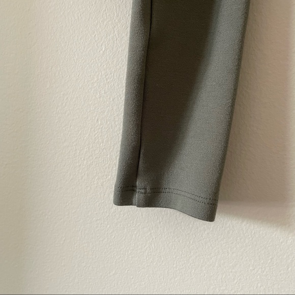 H&M Divided Long Sleeved Crop Top - Picture 8 of 9